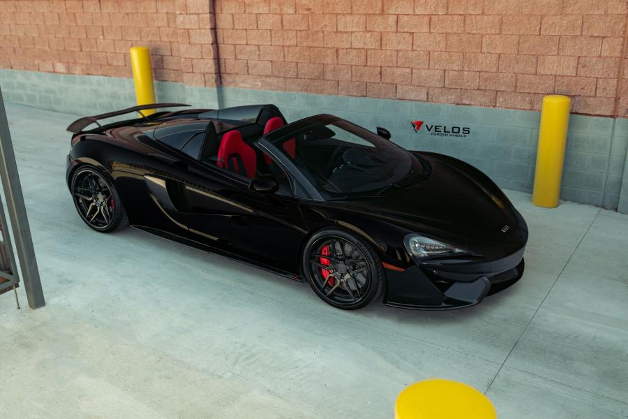 McLaren 570S Spider on Velos Wheels (VLS06) 2019 года  (фото 1 из 8)